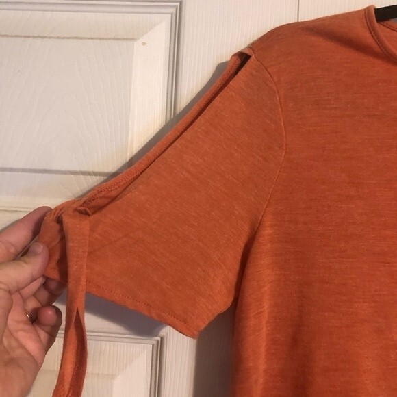 ZARA Medium Orange Rust Open Arms Tie Blouse Shirt Cold Shoulder Lightweight - Picture 2 of 6